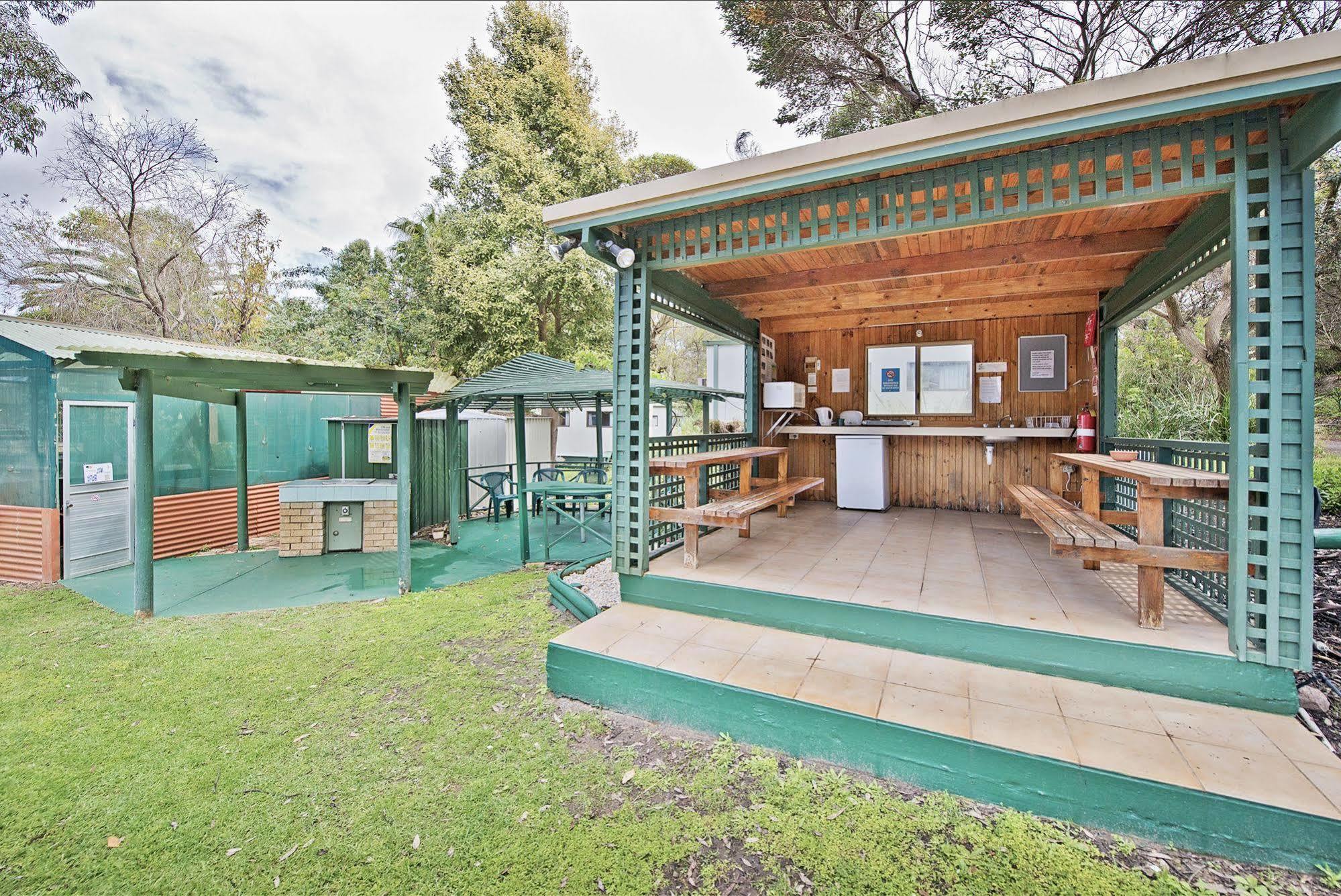 Acclaim Pine Grove Holiday Park 에스퍼란스 외부 사진