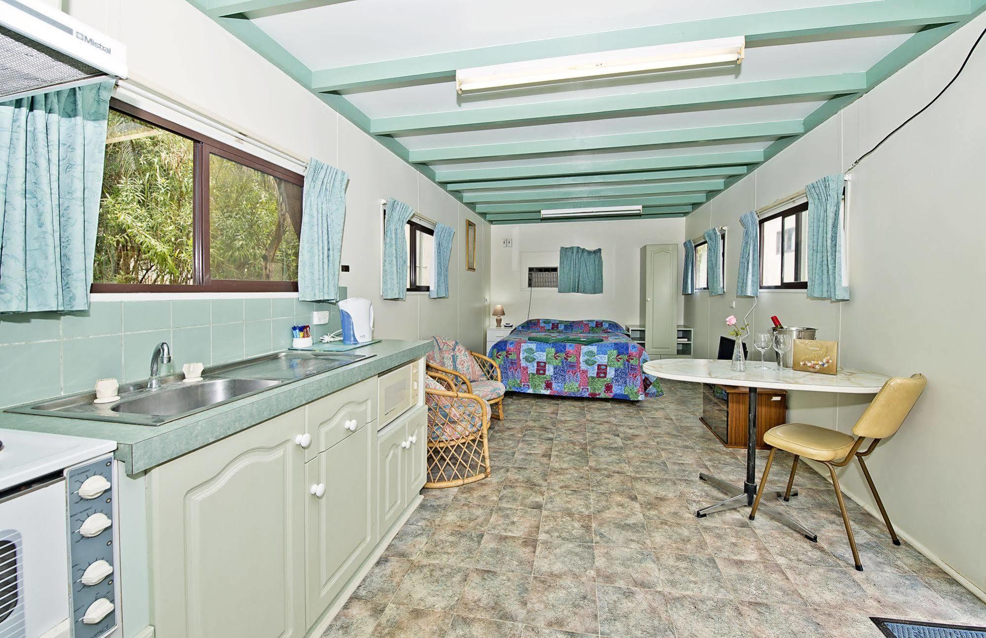 Acclaim Pine Grove Holiday Park 에스퍼란스 외부 사진